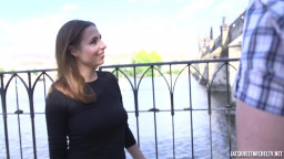 Victoria 19 Introduces Us To Antonia